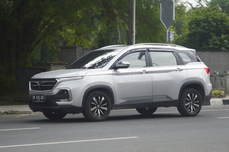 2021 Wuling almaz se suv lizenzfreies stockfoto