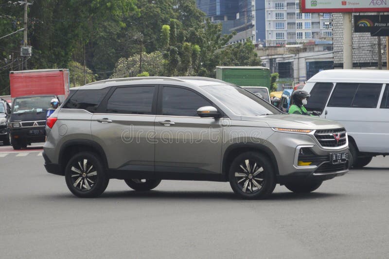 Wulling almaz suv stockbild
