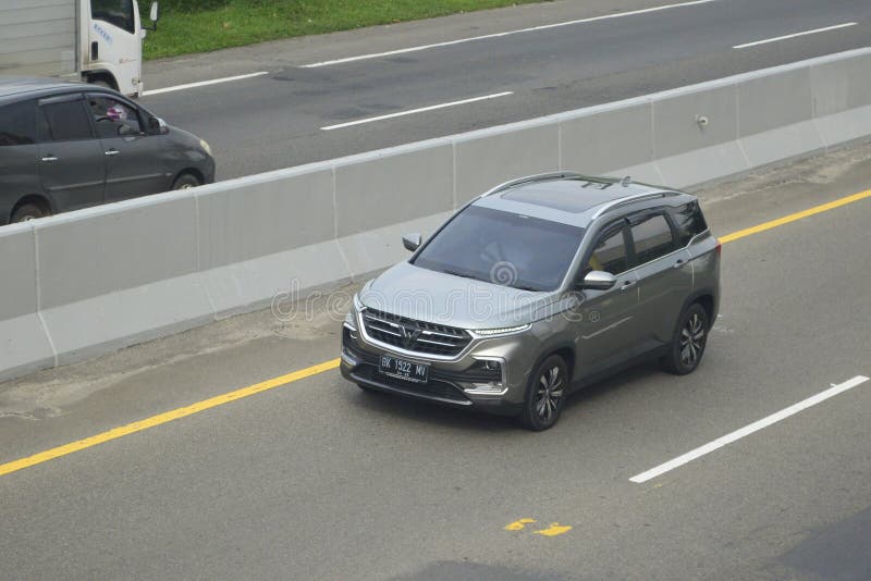 Wulling almaz suv stockfoto