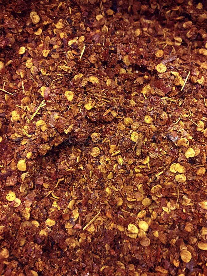 Wypiętrza zdruzgotanego czerwonego Cayenne pieprzu, wysuszonych chili płatków i ziaren, zdjęcie stock Wypiętrza zdruzgotanego czerwonego Cayenne pieprzu, wysuszonych chili płatków i ziaren, zdjęcie stock