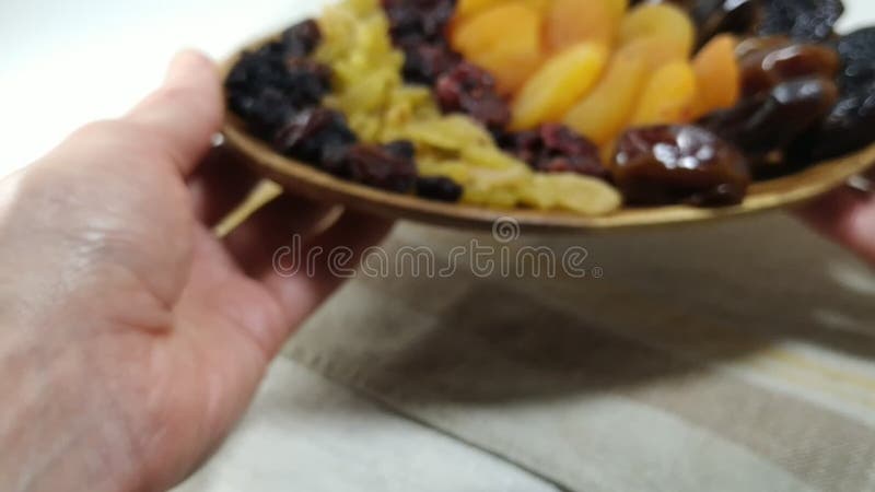 Wysuszone owoc morele, rodzynki, daty, cranberry 3
