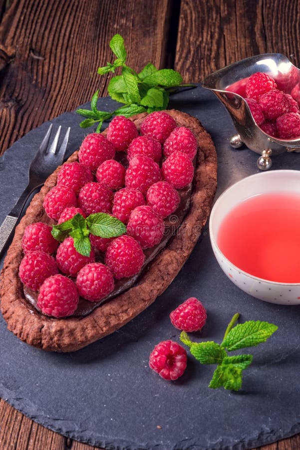 Wyśmienicie malinowy czekoladowy tarta z ricotta serem zdjęcie royalty free Wyśmienicie malinowy czekoladowy tarta z ricotta serem zdjęcie royalty free