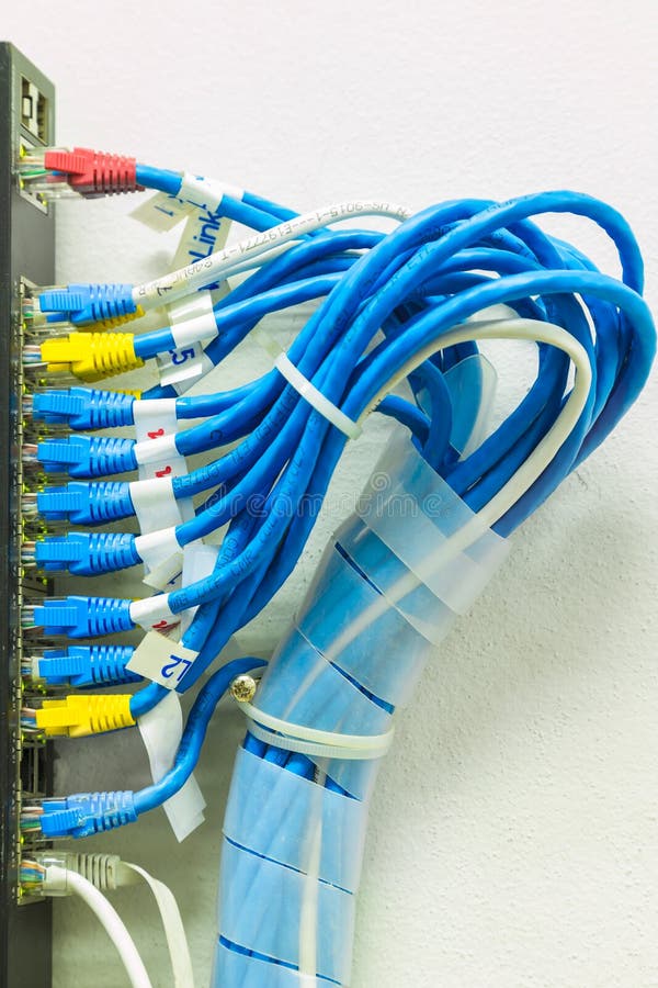 Wzrokowi włókno kable łączący dane centrum, kabel, włókno op fotografia stock Wzrokowi włókno kable łączący dane centrum, kabel, włókno op fotografia stock