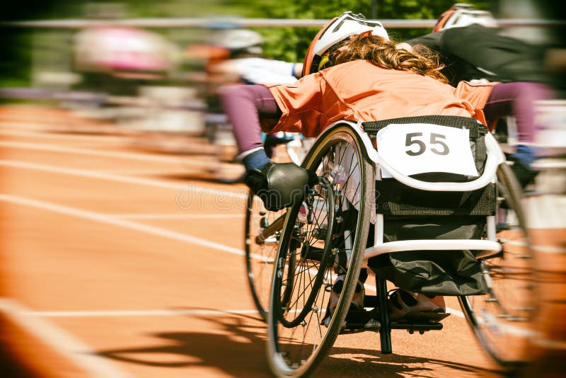 Wózka inwalidzkiego ruchu biegowa plama