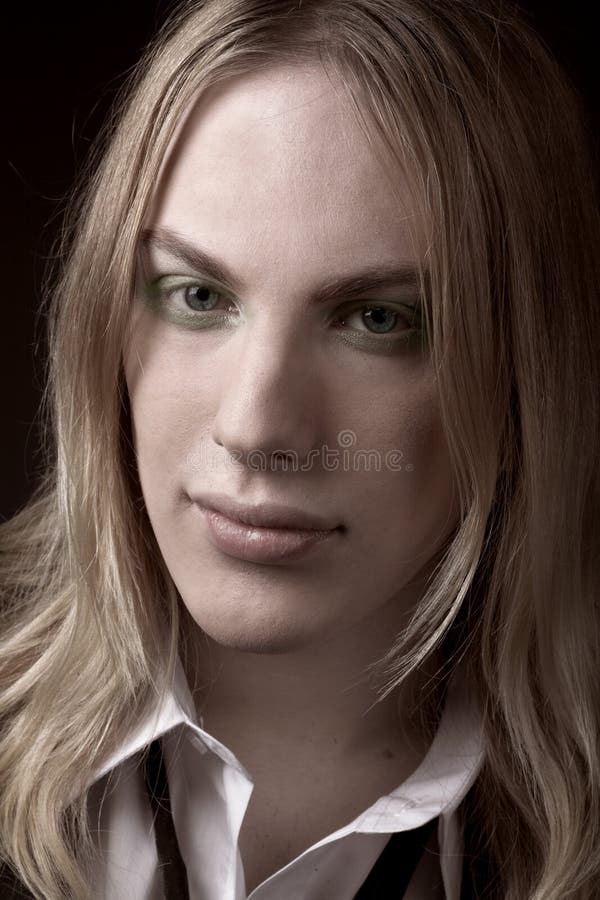 włosy blond facet young obraz royalty free włosy blond facet young obraz royalty free