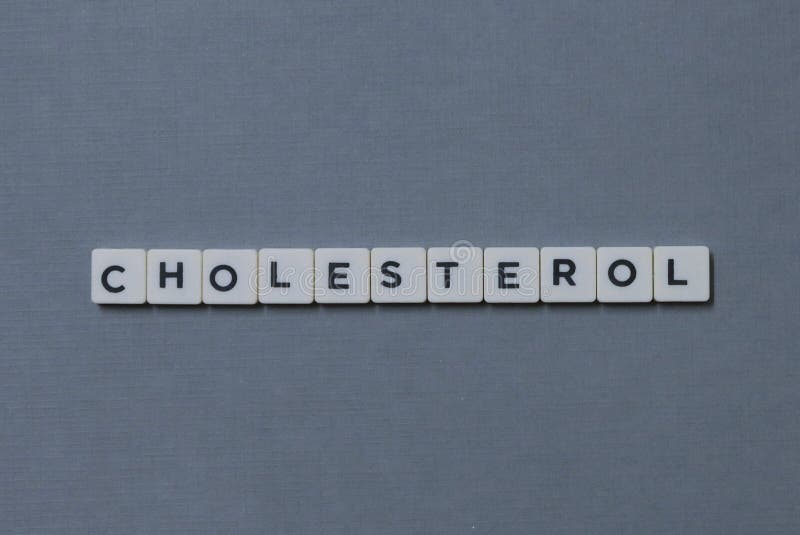 ' Cholesterin ' Wort gemacht vom quadratischen Buchstabewort auf grauem Hintergrund stockbilder ' Cholesterin ' Wort gemacht vom quadratischen Buchstabewort auf grauem Hintergrund stockbilder