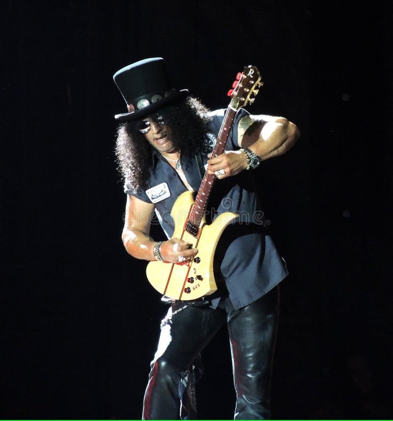 Slash playing the guitar - Guns` n roses