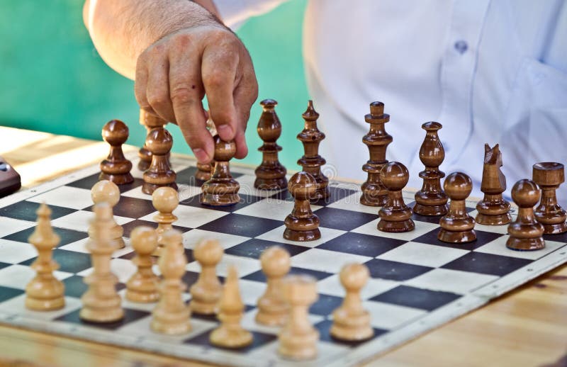 Combine Peter Svidler Contra Daniil Dubov Nos Super-finais Do Campeonato Da  Xadrez Do Russo Fotografia Editorial - Imagem de super, pensar: 106528132