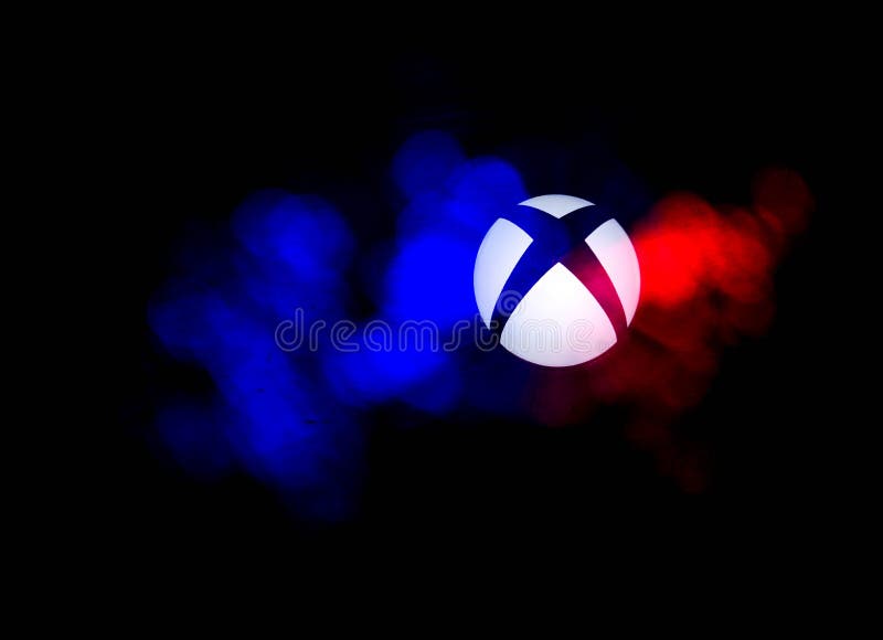 Xbox un logo de jeu vidéo avec les lumières menées colorées images stock Xbox un logo de jeu vidéo avec les lumières menées colorées images stock