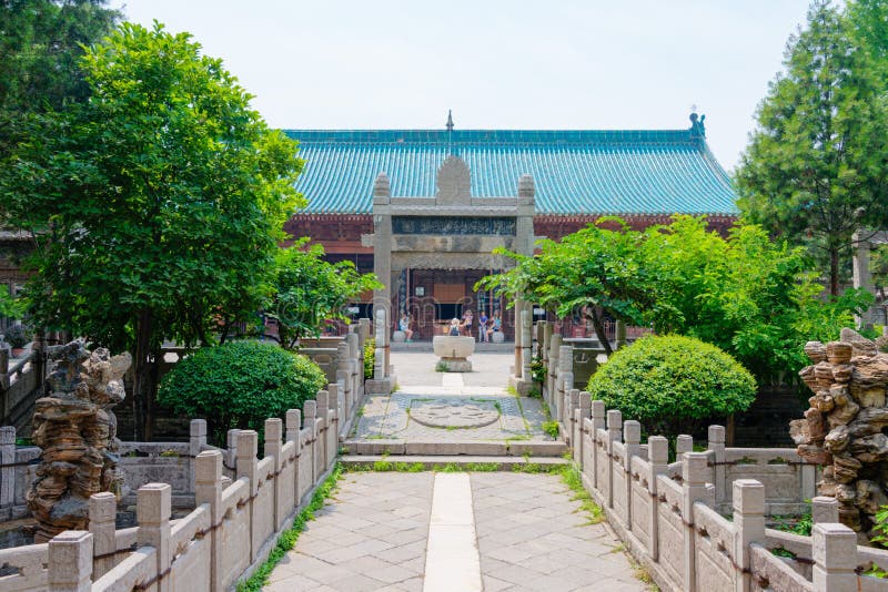 Great Mosque. The Mosque, is a blend of traditional Chinese and Islamic architecture.