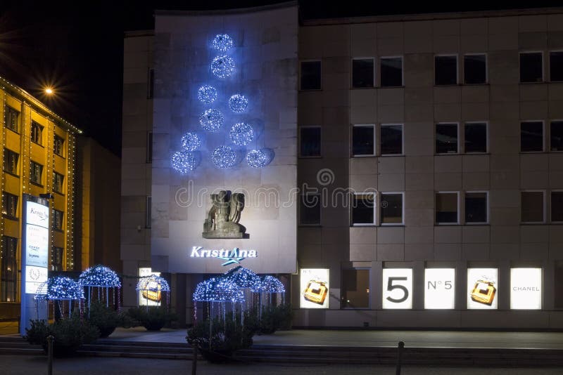 Xmas night and Chanel 5 royalty free stock photography Xmas night and Chanel 5 royalty free stock photography