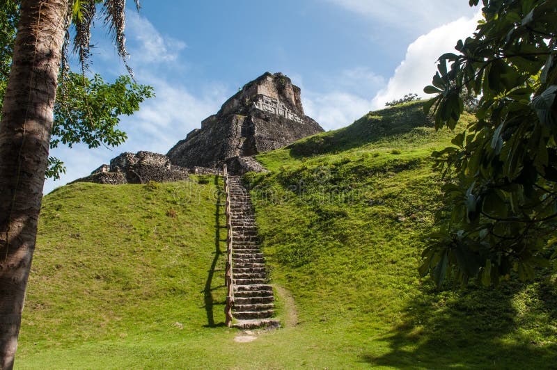 Xunantunich in Belize royalty free stock image