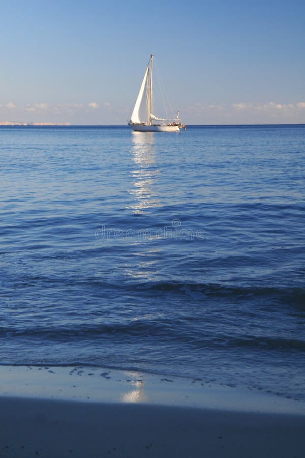 Yacht sailing on sea royalty free stock images Yacht sailing on sea royalty free stock images