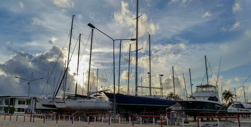 yacht repair in phuket