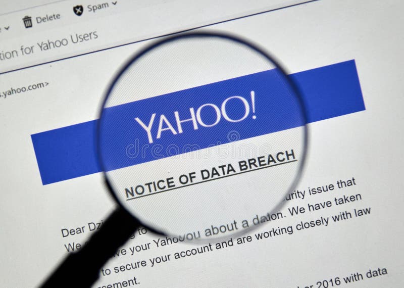 MONTREAL, CANADA - DECEMBER 15, 2016 : Yahoo Notice of data breach under magnifying glass.