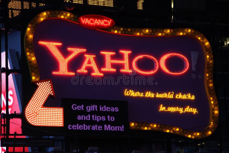 Yahoo sign in Times Square, New York City, 05/01/2009.