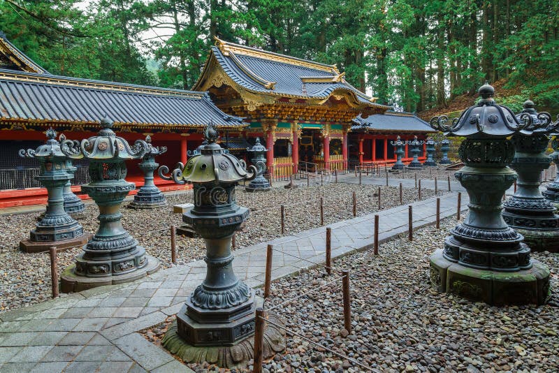 Yashamon-Tor an Taiyuinbyo-Schrein in Nikko, Japan stockfoto Yashamon-Tor an Taiyuinbyo-Schrein in Nikko, Japan stockfoto