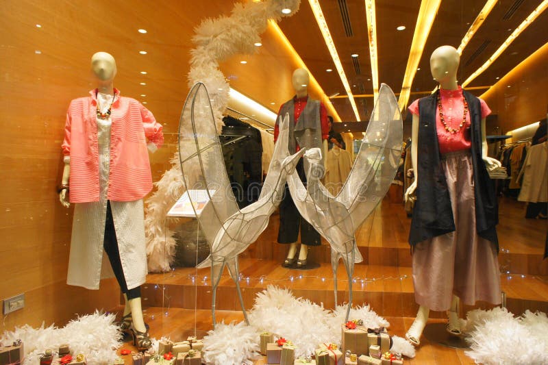 Year End Boutiques Windows Mannequins Editorial Stock Image Image of