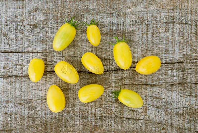 Yellow cherry tomato stock photo. Image of fruit, cherry 47584772