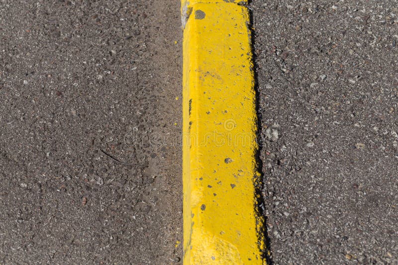 Yellow curb stone border stock image. Image of grass 271288521