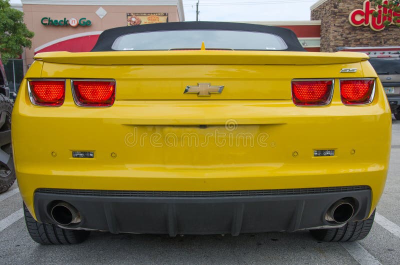 Yellow High Tech Chevrolet Camaro SS Convertible Editorial Stock Image -  Image of america, parking: 82805199