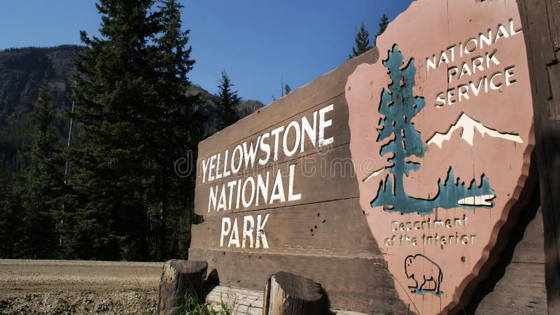 yellowstone σημαδιών πάρκων στοκ εικόνα yellowstone σημαδιών πάρκων στοκ εικόνα