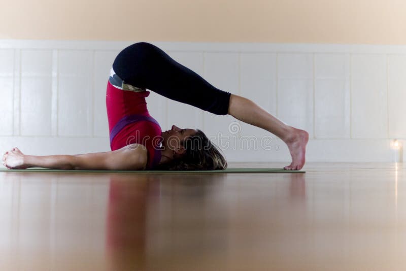 13 Standing Yoga Poses to Improve Your Balance | livestrong-gemektower.com.vn