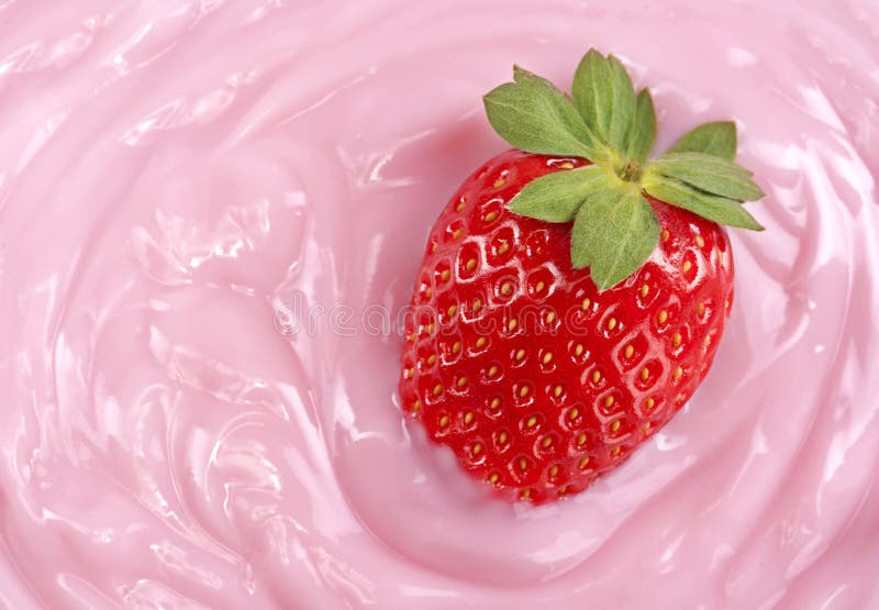 Yogurt da morango imagens de stock Yogurt da morango imagens de stock