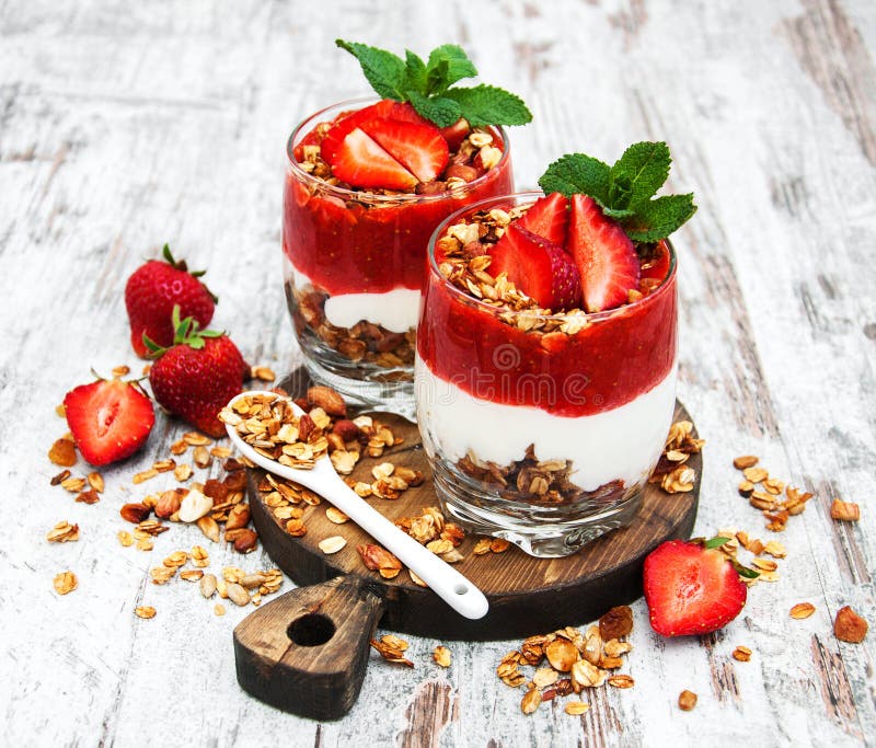 Yogurt and Granola for Breakfast Stock Photo - Image of morning, meal