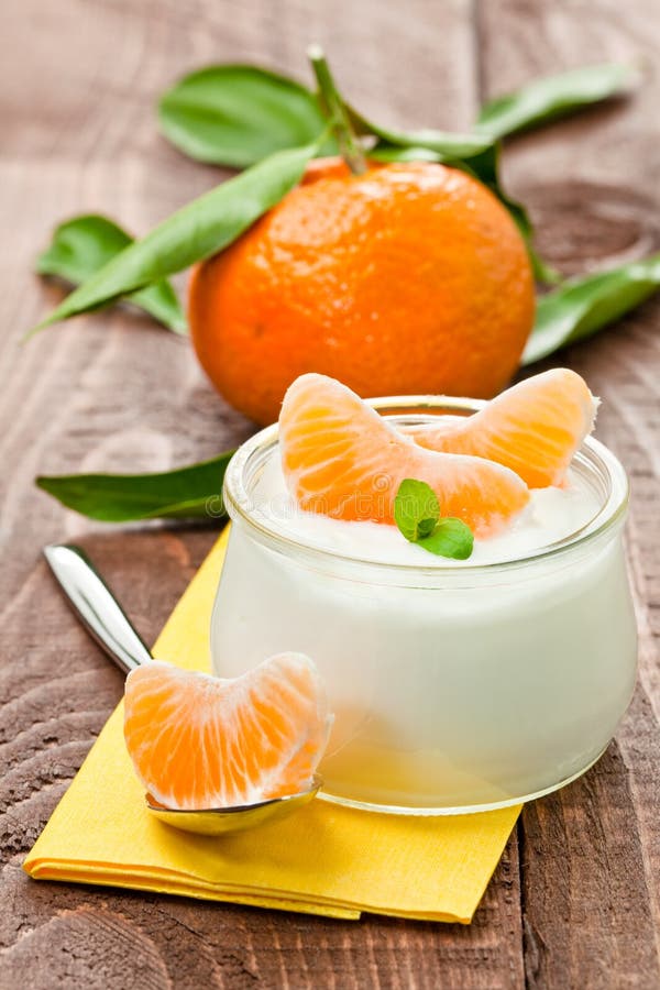 Yogurt with mandarin