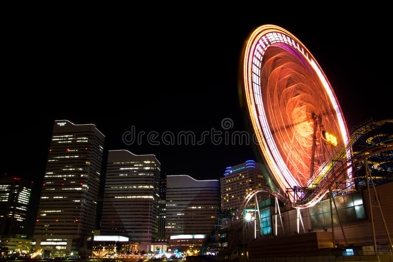 Yokohamastad bij nacht in Japan stock afbeeldingen