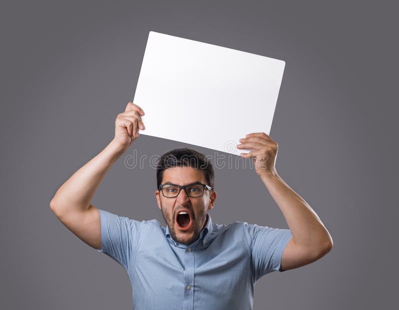 Youn-Mann hält Brett lizenzfreie stockfotos