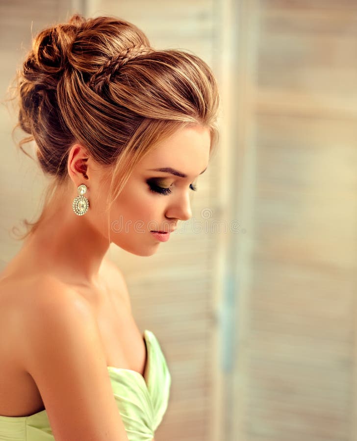 Image for evening wedding hairstyle