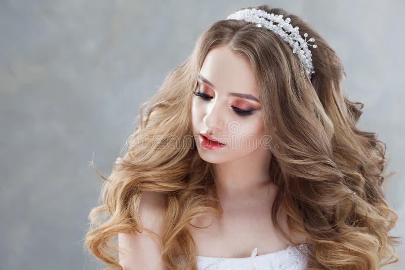 Young Beautiful Bride with Luxurious Curls. Wedding Hairstyle with Tiara  Stock Image - Image of happy, brides: 114636053