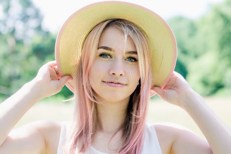 Pink dress with blue hair and pink hat - wide 5