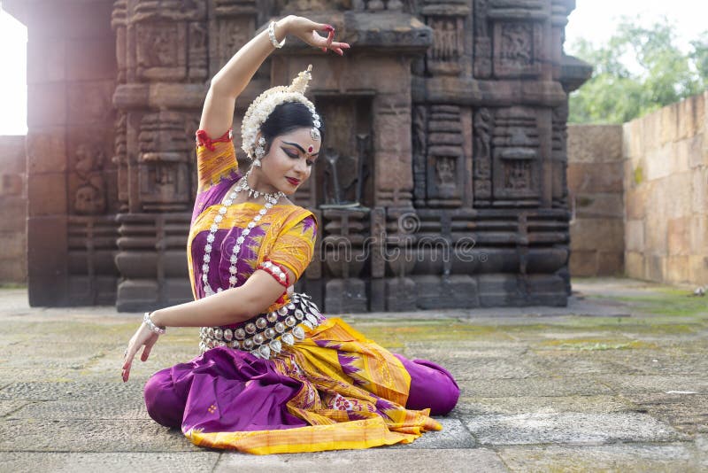 Rangasri Dance Institute in KOPPAM JUNCTION,Palakkad - Best Dance Classes  For Bharatnatyam in Palakkad - Justdial