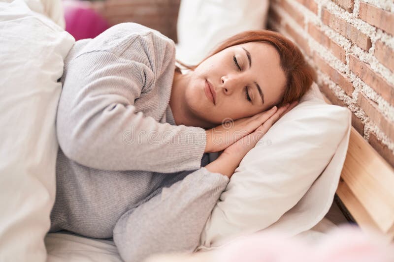 842 Plus Size Bed Stock Photos Free & RoyaltyFree Stock Photos from