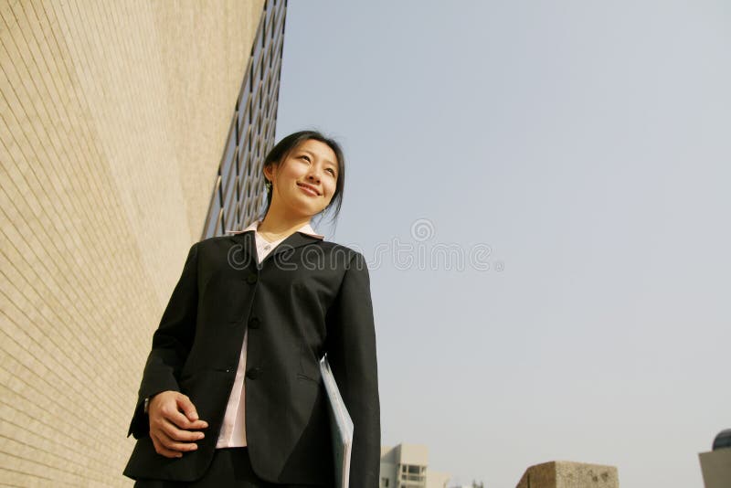 Young business women woth file