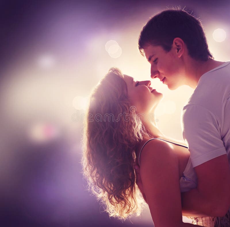 78,600+ Cute Young Couples Stock Photos, Pictures & Royalty-Free