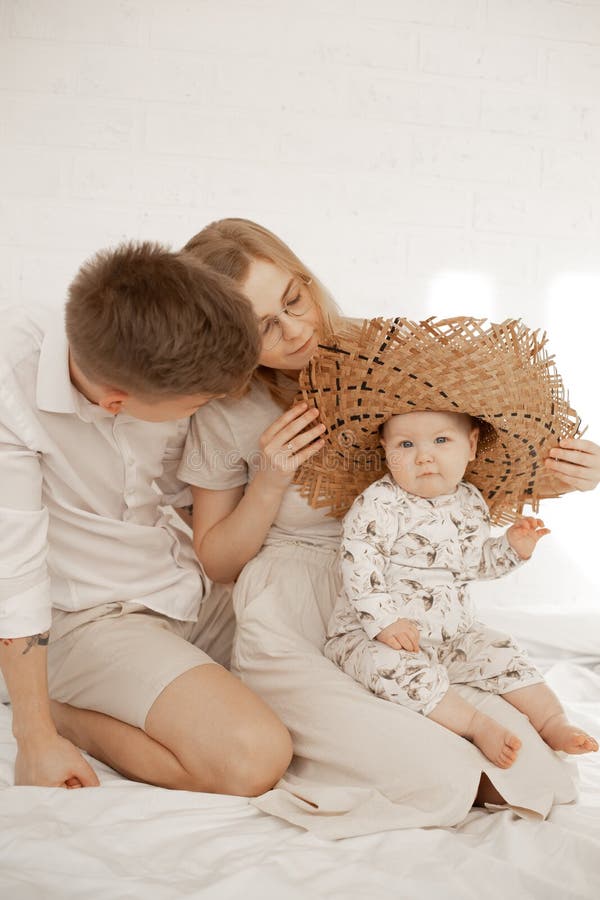 Vertical Cropped of Bare Woman with Small Baby Eating, Breastfeeding,  Mother Nursing Newborn. Nipple To Kid, Lactation Stock Image - Image of  mouth, female: 243856529