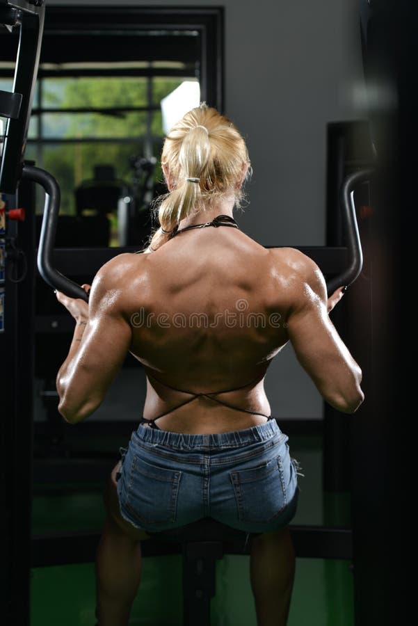 Back view female bodybuilder hi-res stock photography and images