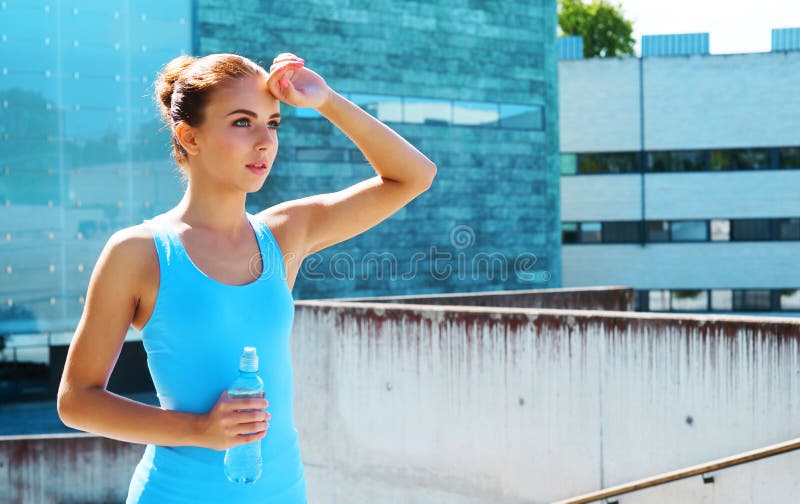 Young Fit And Sporty Brunette Girl In Sportswear Woman Doing Sports 