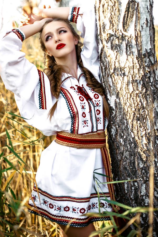 Young Girl on the Summer Field in National Belarus Clothes, Fas Stock ...