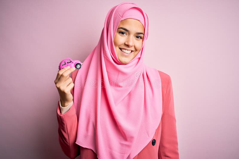 Premium Vector  Young muslim woman wearing hijab taking selfie aesthetic  profile pink background