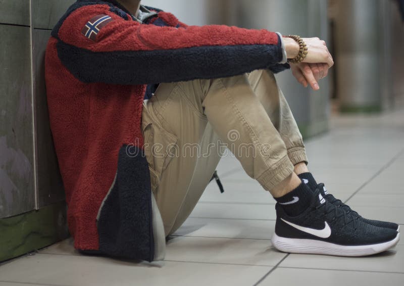 Milan Italy July 2020 Boy Wearing Nike Air Force One – Stock Editorial  Photo © Albo73 #540267044