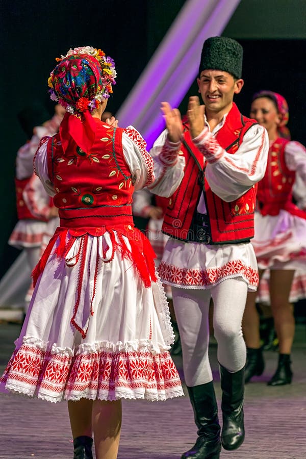 Young Romanian dancers in traditional costume 10 royalty free stock image Young Romanian dancers in traditional costume 10 royalty free stock image