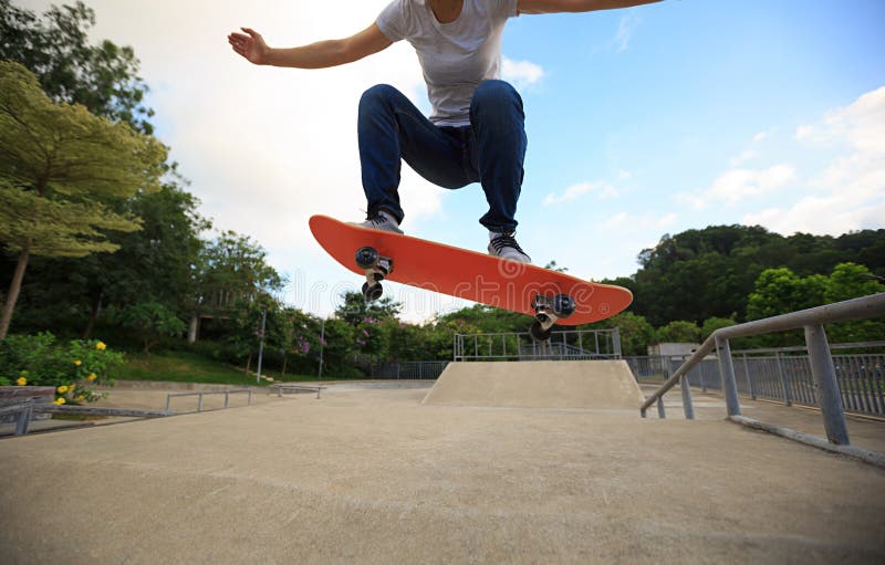 Skateboarder Legs Skateboarding at Skatepark Stock Image - Image of ...