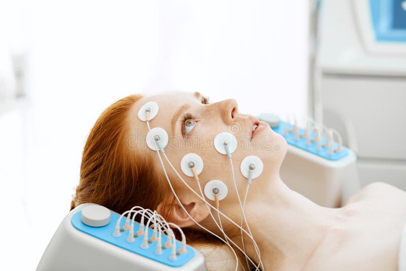 Patient Applying Electrical Stimulation Therapy on Knee Joint. T Stock  Image - Image of pain, equipment: 124785799