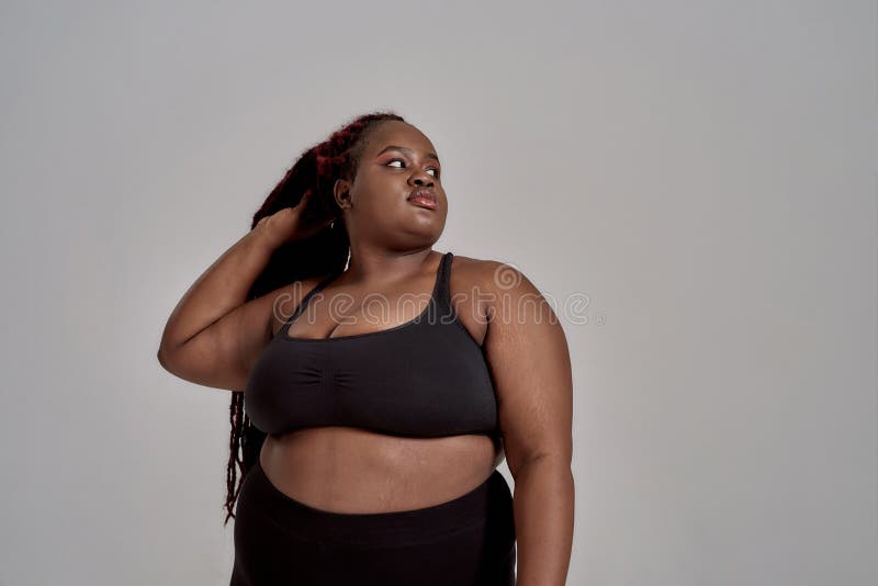 sommer Blå Wreck Your Body, Your Rules. Plump, Plus Size African American Woman in Black  Sportswear Looking Aside while Standing in Stock Image - Image of  confidence, beauty: 189110429