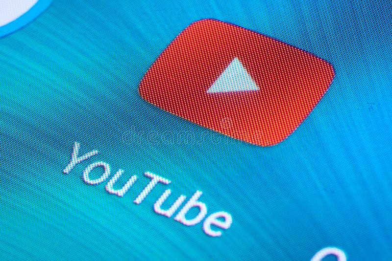 YouTube ikona na wisząca ozdoba ekranie zdjęcia stock YouTube ikona na wisząca ozdoba ekranie zdjęcia stock